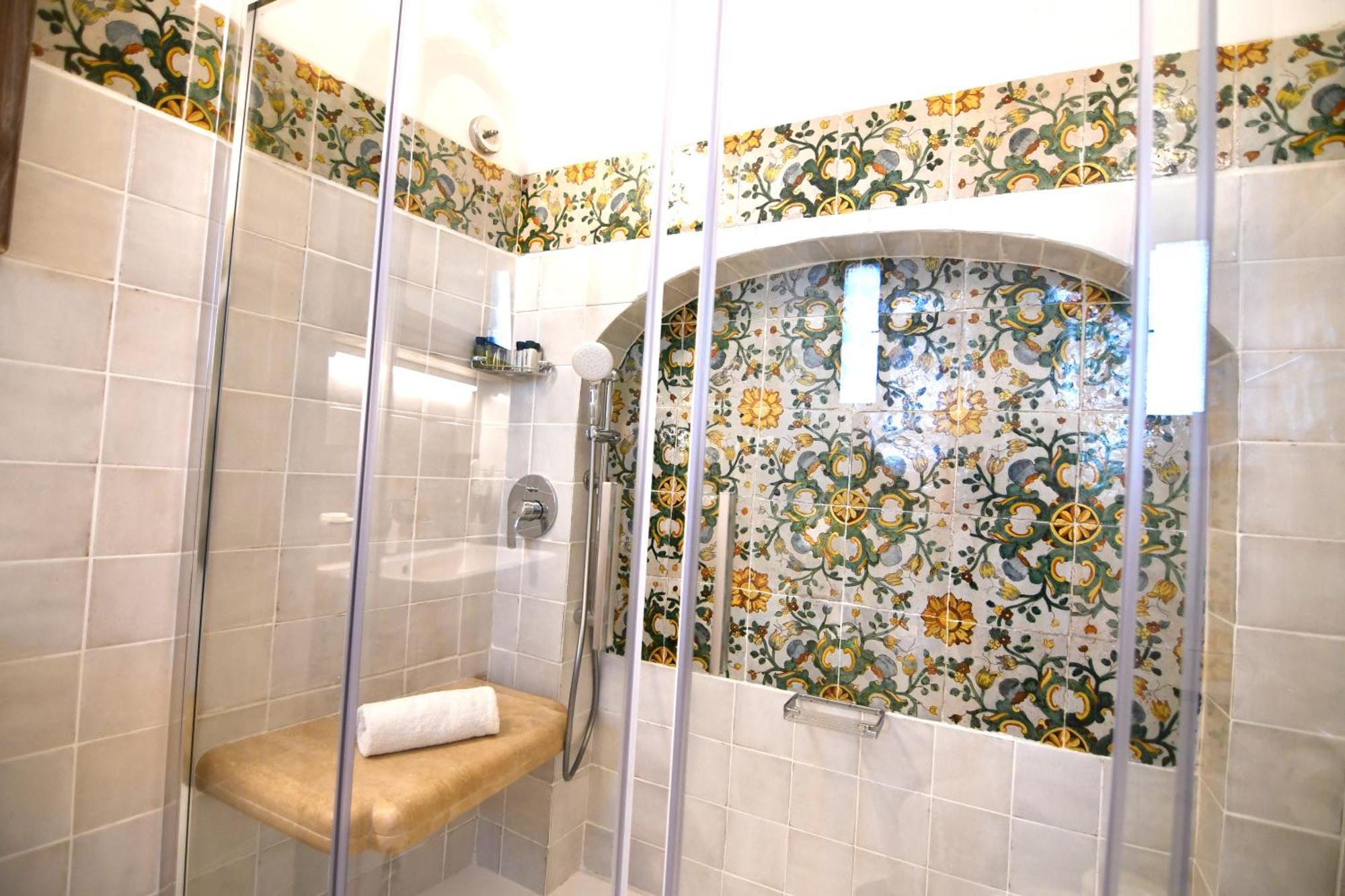 Villa Castello Apartments كابري المظهر الخارجي الصورة